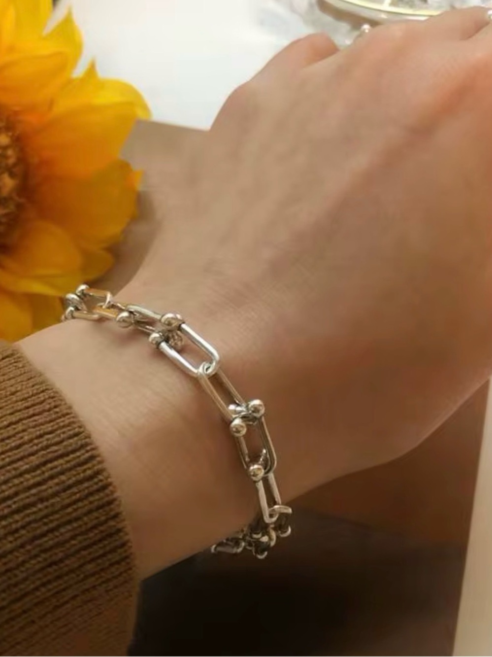 U Shape Graduated Gold Link Chain Necklace and Bracelet Stainless Steel SET - Picture 3 of 5